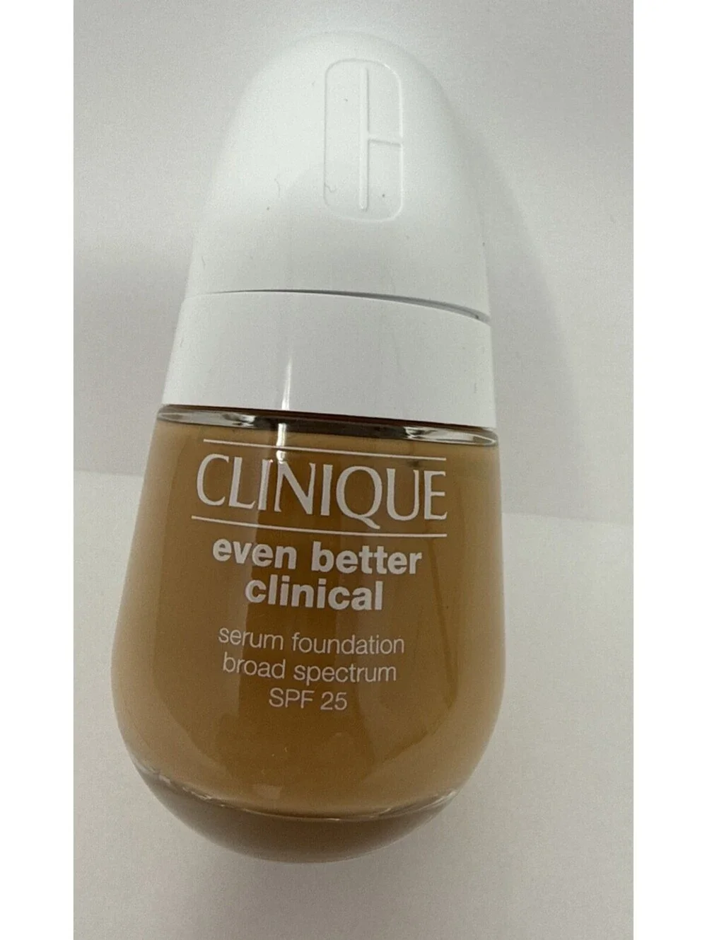 CLINIQUE Even Better Clinical Serum Foundation WN54 HONEY WHEAT SPF 25  RN 1